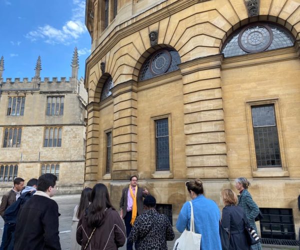 Oxford: Original Uncomfortable Oxford Walking Tour – South East England, United Kingdom